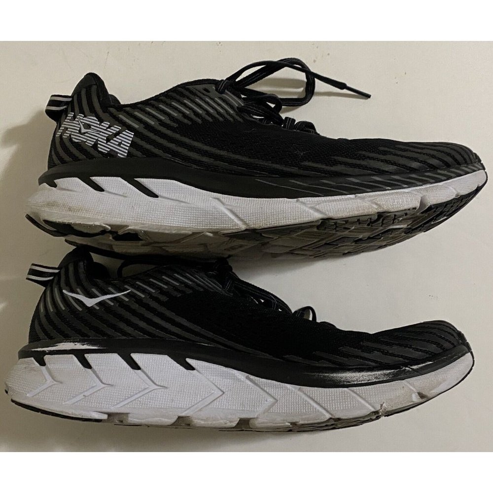 Hoka One One Women's Clifton 5 1093756 Black White Running Shoe USA 7.5 UK 6